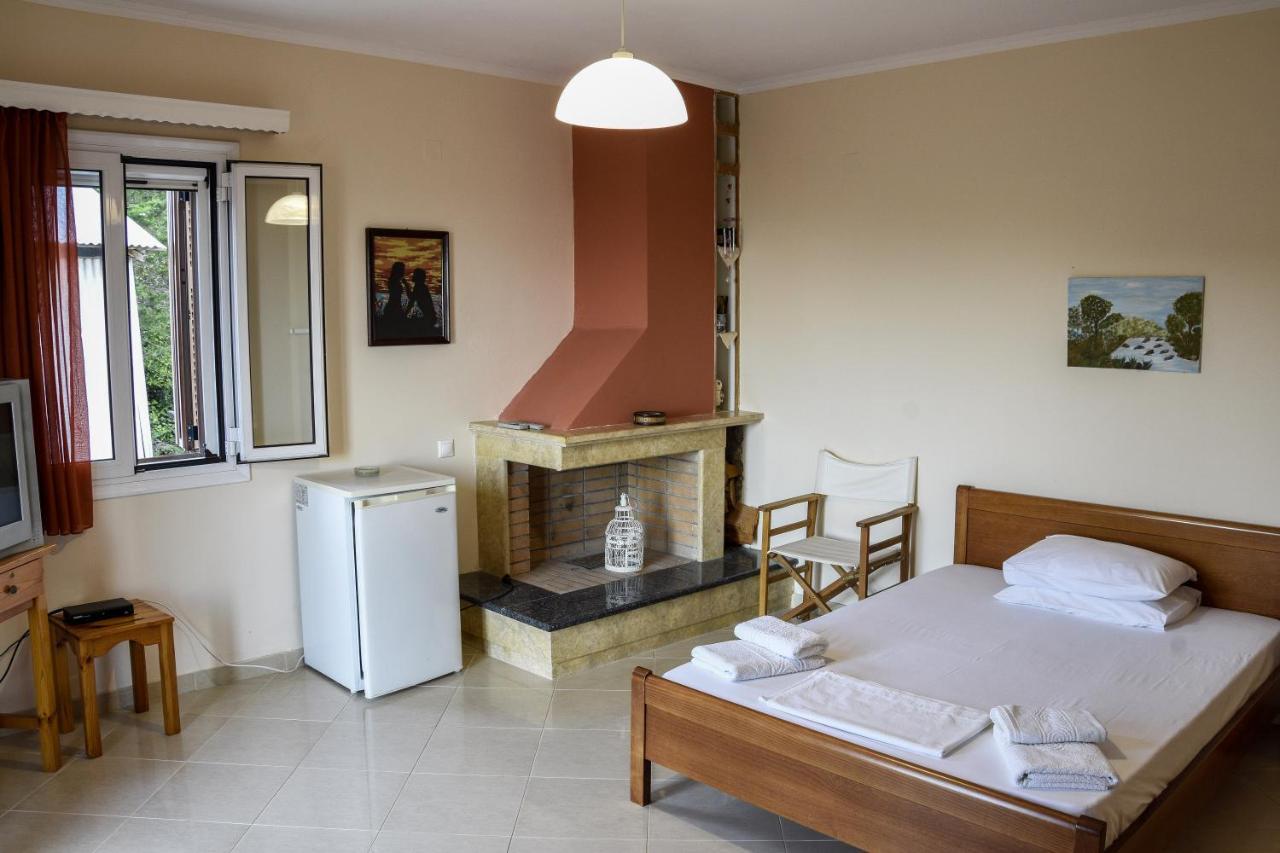 Petronas Villa Karia  Экстерьер фото