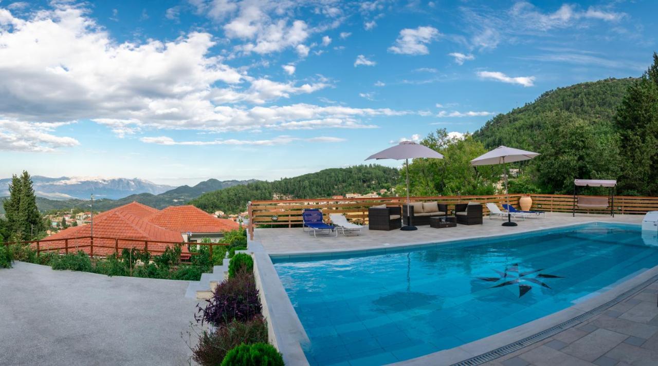 Petronas Villa Karia  Экстерьер фото