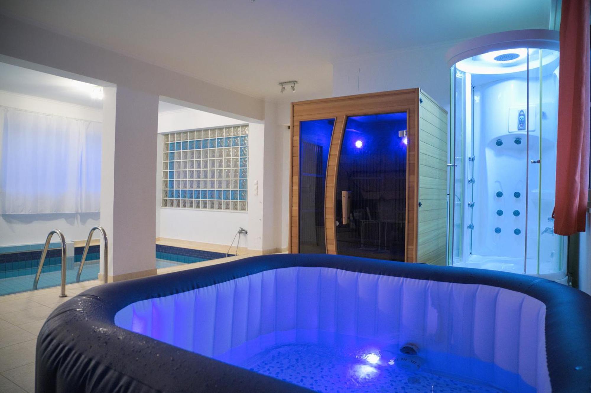 Petronas Villa Karia  Экстерьер фото