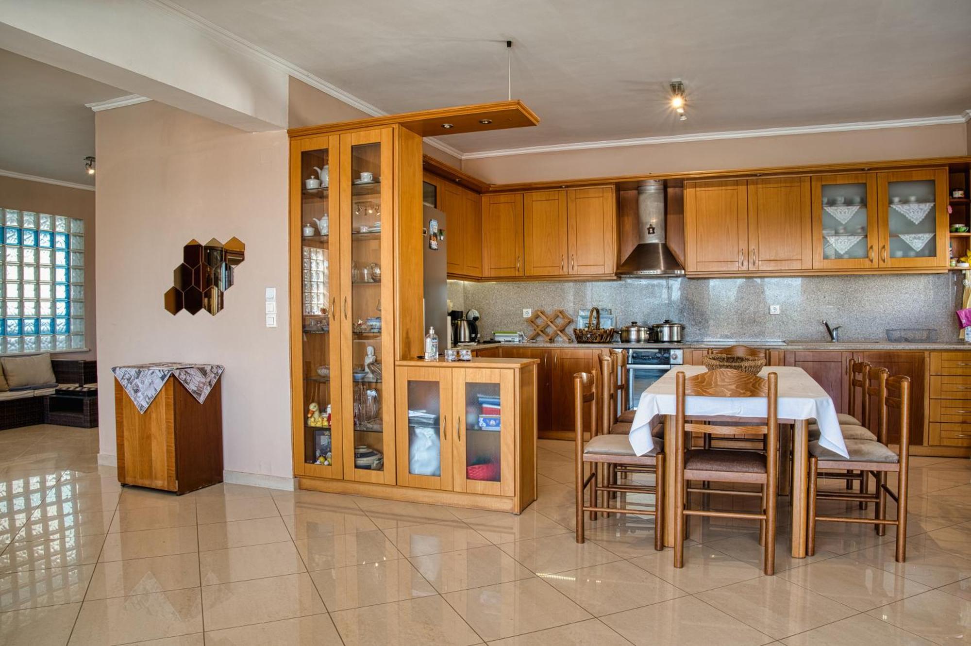 Petronas Villa Karia  Экстерьер фото
